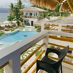 Avila\'S Horizon Dive Resort Santander