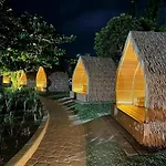 Mactan Newtow Enjoy Family Staycation