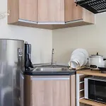Furnished Studio In Avida Towers Riala, Cebu It Park With Fast Wifi, Netflix, Pool And More