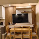 Baseline Premier 1-Bedroom 17Th