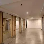 Baseline Premier 1-Bedroom 17Th