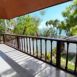 Bluewaves Resort - Basdaku By Hiverooms