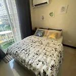 Condo Near Airport, Cclex Pool View Balcony