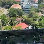 Doc Azenith Presidential Suite - Horizon Nica Condos