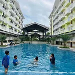 Cozy And Sunny Apartment Near To Mactan Cebu International Airport - Amani Grand Resort & Residences