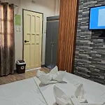 Maya Suites Badian Powered By Cocotel