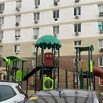 Dex\'S Crib
