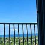 Seaview Condo Near Airport