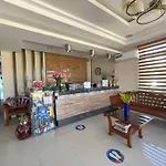 Argao Seabreeze Hotel Powered By Cocotel