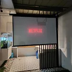 Movie Screen& 4Rooms Private House Near J Park Resort