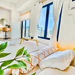 Cebu City Spacious 1Br Condo Highview It Park With Pool And Netflix