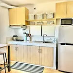 Seaview 2Br Condo Near Nustar & Sm Seaside