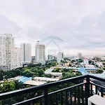Urban Chic Studio At Ayala Cebu Business Park - Fast Wi-Fi Netflix