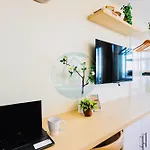 Urban Chic Studio At Ayala Cebu Business Park - Fast Wi-Fi Netflix
