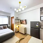 Condo With Free Use Of Pool And Free Parking In Lapu Lapu City Cebu
