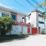 Reddoorz Hostel @ St. Paul Village Lapulapu