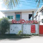 Reddoorz Hostel @ St. Paul Village Lapulapu