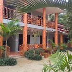 Maria\'S Inn