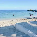 1 Bedroom With Ocean View Balcony! Pool Access Near Mactan Airport