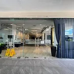 Modern Studio With City Views & Top Amenities