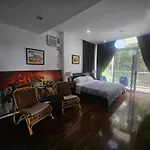 A T Beach Resort Queen Room