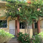 Villa Marquez