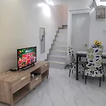 Richwood Two Story Townhome Compostela Breakfast Offered