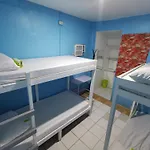 Resort\'S Side Hostel Near Shangrila