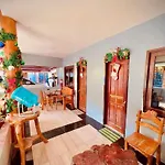 Indino Guest House