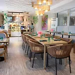 1521 Hotel & Spa