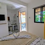 Astillo\'S Guest Houses