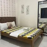 Elen Inn - Malapascua Island - Air-Condition Room - Shared Toilet And Bath Room #5