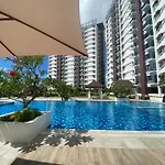 Jono\'S Flat