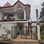Lymen\'S Apartment