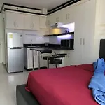 Panorama Studio 24Fb - Netflix 4K - Avida Towers Cebu It Park