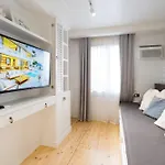 Cozy & Peaceful Disney Netflix 65Inchtv Fast Wifi