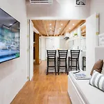 Cozy Cabin Style 48 Sqm 500Mbps