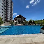Royal Oceancrest Eleanor Suites