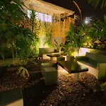 La Place Guesthouse
