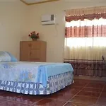 Oslob Malonzo Pension House