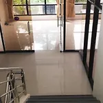 Sea Breeze Hotel