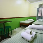 Travelbee Capitol Inn
