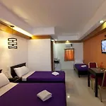 Valleyfront Hotel