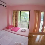 Guilly\'S Place