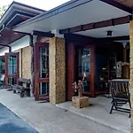 Ayo Homtel
