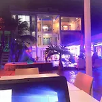 Estrella Del Mar