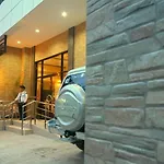 Anri Pension House