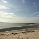 Hutkins Beach