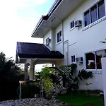 Canoy\'S Mansion Apartelle