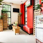 Bertlees Pension Hauz